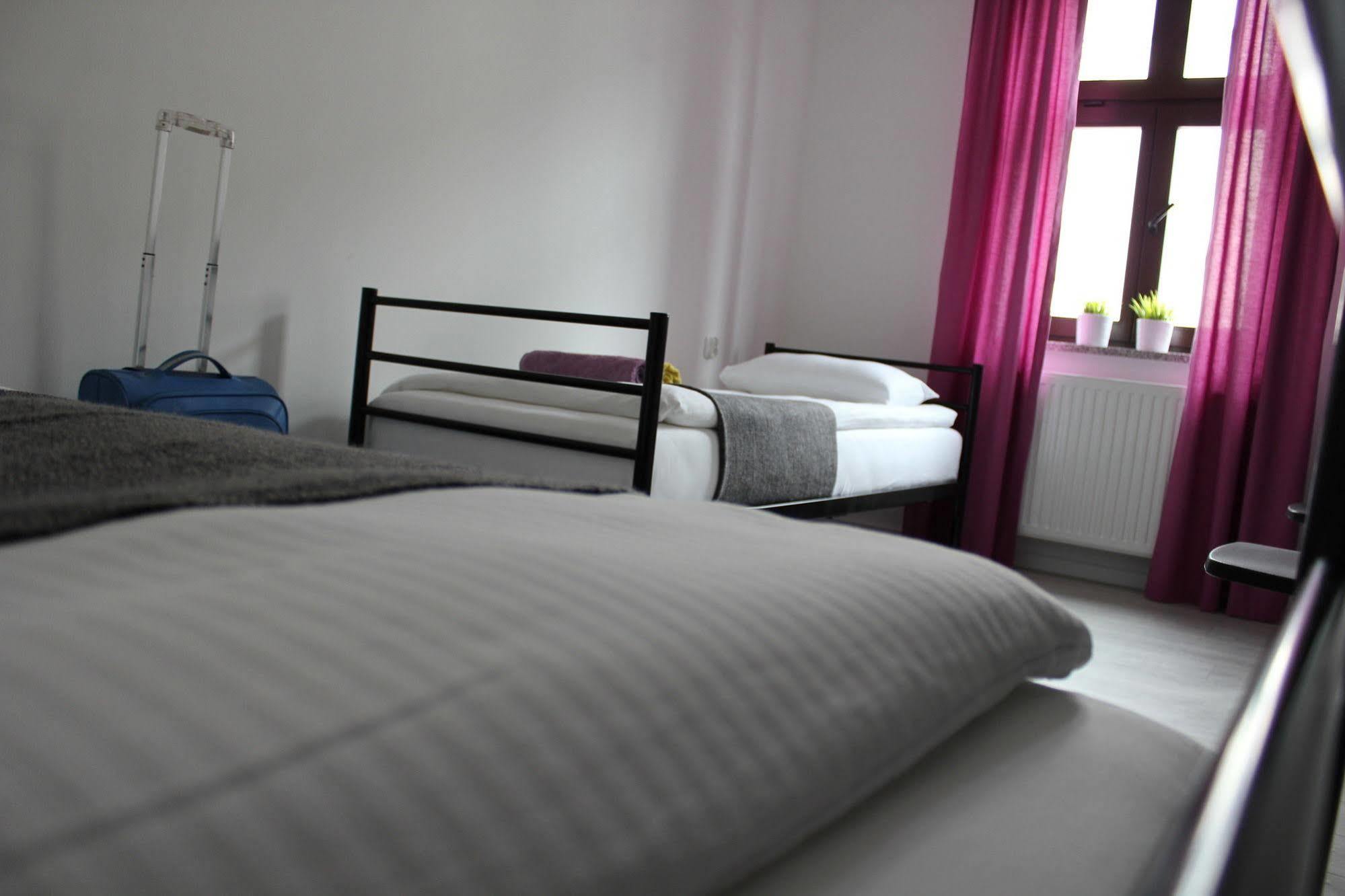 Soda Hostel & Apartments Poznan Exterior photo